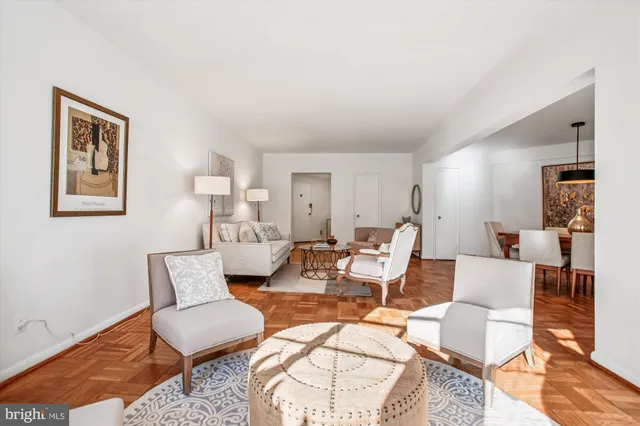 $389,000 | 2500 Q Street Northwest, Unit 112, Washington, DC 20007