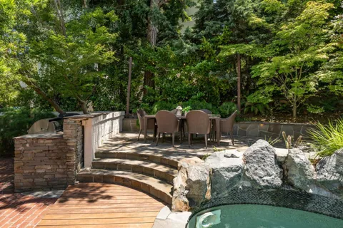 $5,750,000 | 973 Baileyana Road, Hillsborough, CA 94010