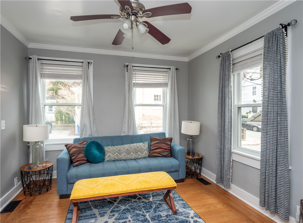 29 Anthony Street Newport, RI 02840 - Photo 9 of 29