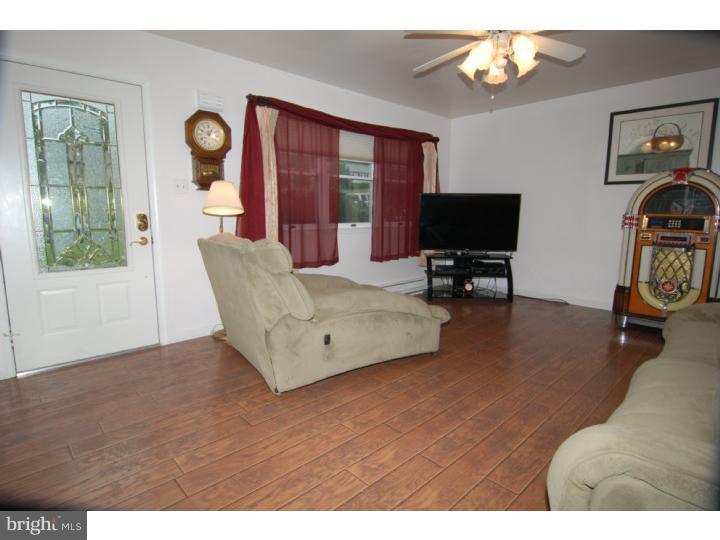 505 Albert Drive Sinking Spring, PA 19608 - Photo 2 of 25 Gallery Image 2