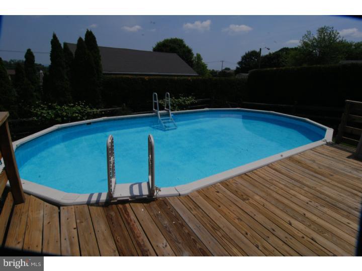 505 Albert Drive Sinking Spring, PA 19608 - Photo 5 of 25 Gallery Image 5