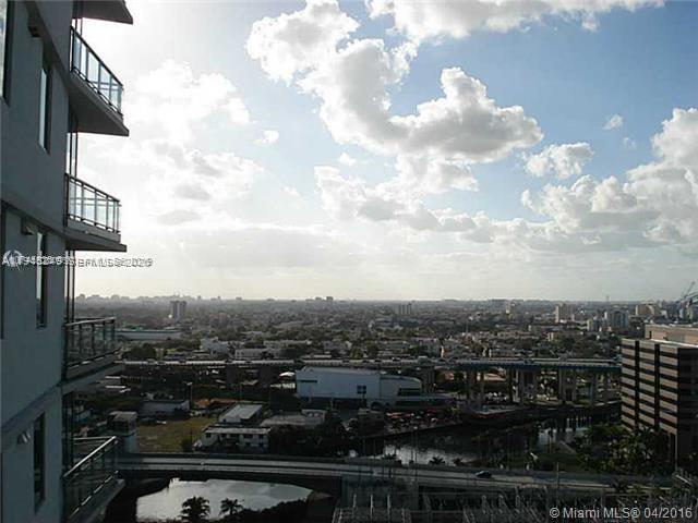 92 Southwest 3rd Street, Unit 2006 Miami, FL 33130 - Photo 2 of 13 a view of city