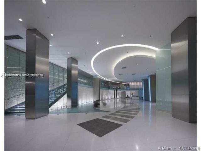 92 Southwest 3rd Street, Unit 2006 Miami, FL 33130 - Photo 10 of 13