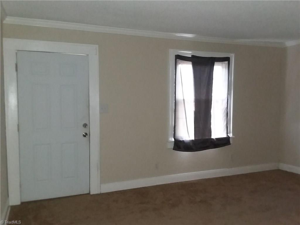 1105 Pershing Street High Point, NC 27260 - Photo 5 of 7 Living Room