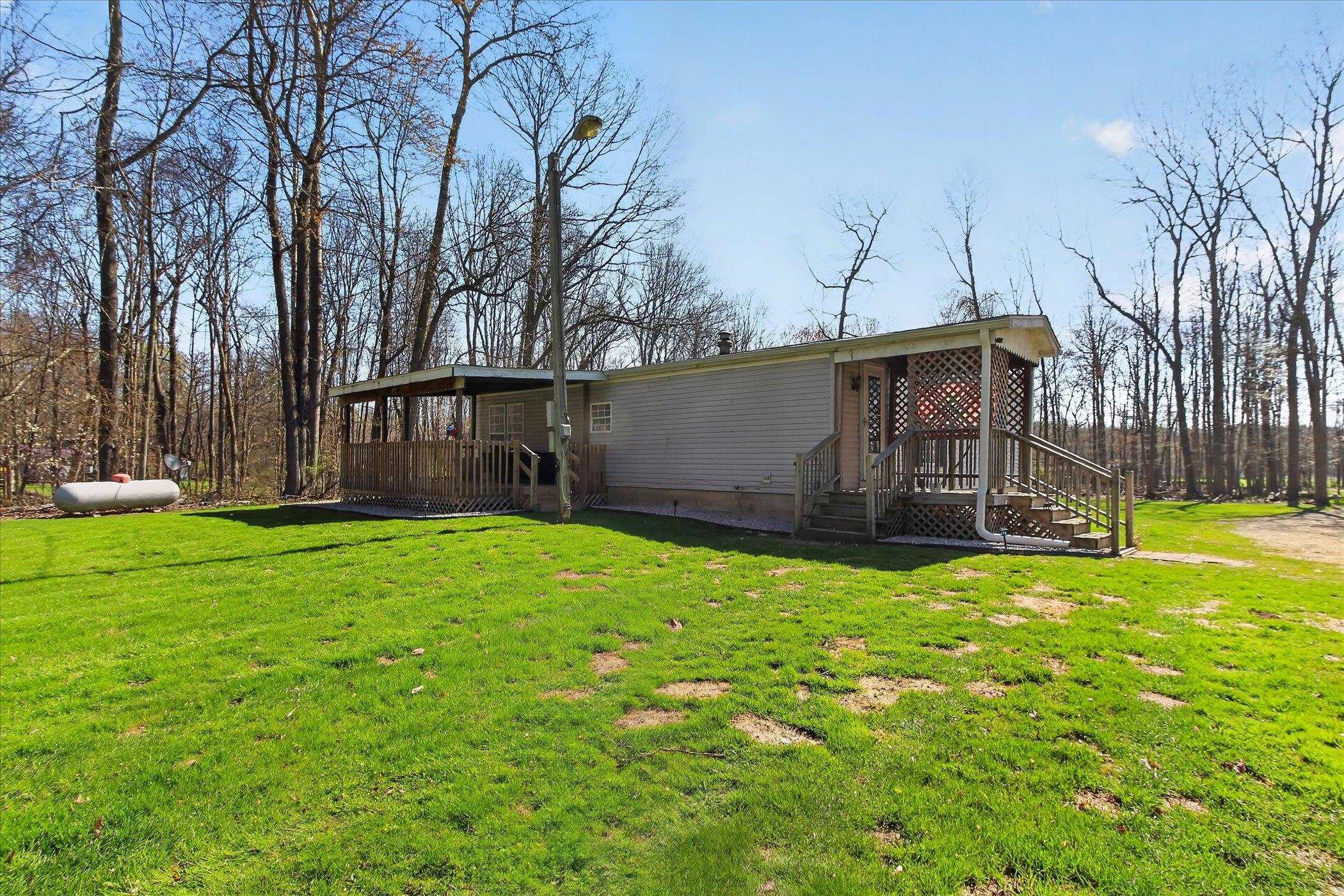 4537 North Caris Road Edmore, MI 48829 - Photo 37 of 42