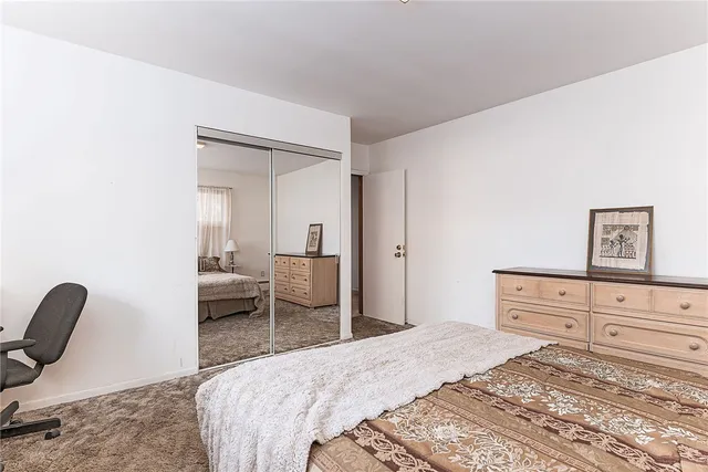 $950,000 | 160 Oakwoods Drive, South Kingstown, RI 02879