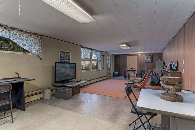 $950,000 | 160 Oakwoods Drive, South Kingstown, RI 02879