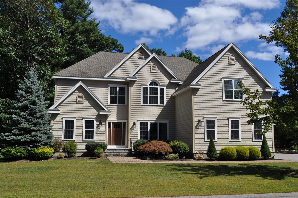 3 Martin Road Middleton, MA 01949 - Photo 1 of 41 Gallery Image 1
