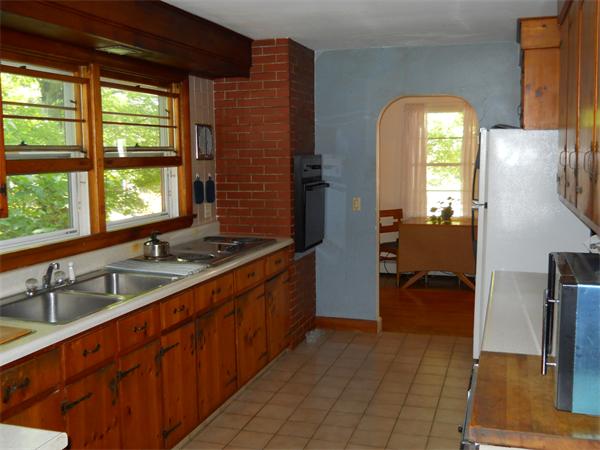 2 Locust Street Merrimac, MA 01860 - Photo 4 of 27 Gallery Image 4