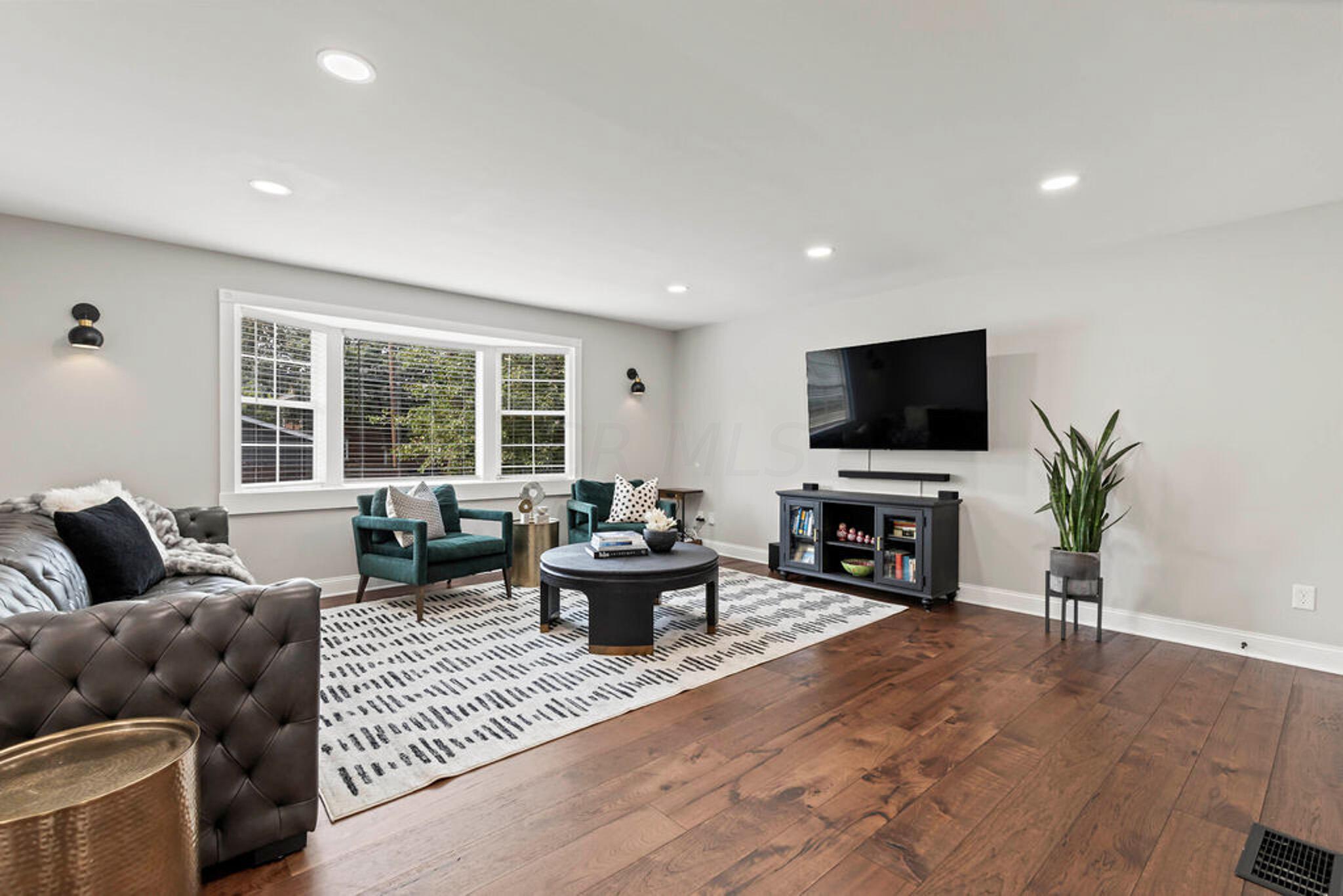 191 Blenheim Road Columbus, OH 43214 - Photo 11 of 23 Great Room