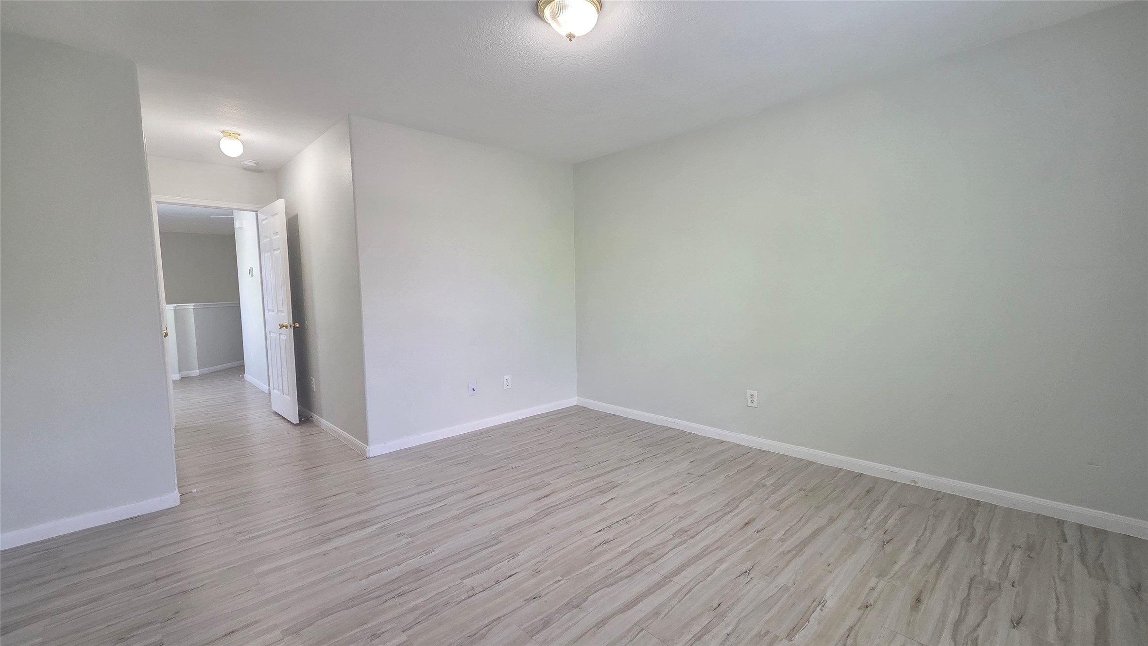 4121 Mallow Street, Unit A/B Houston, TX 77051 - Photo 40 of 50 Unit B - Bedroom #2 Upstairs