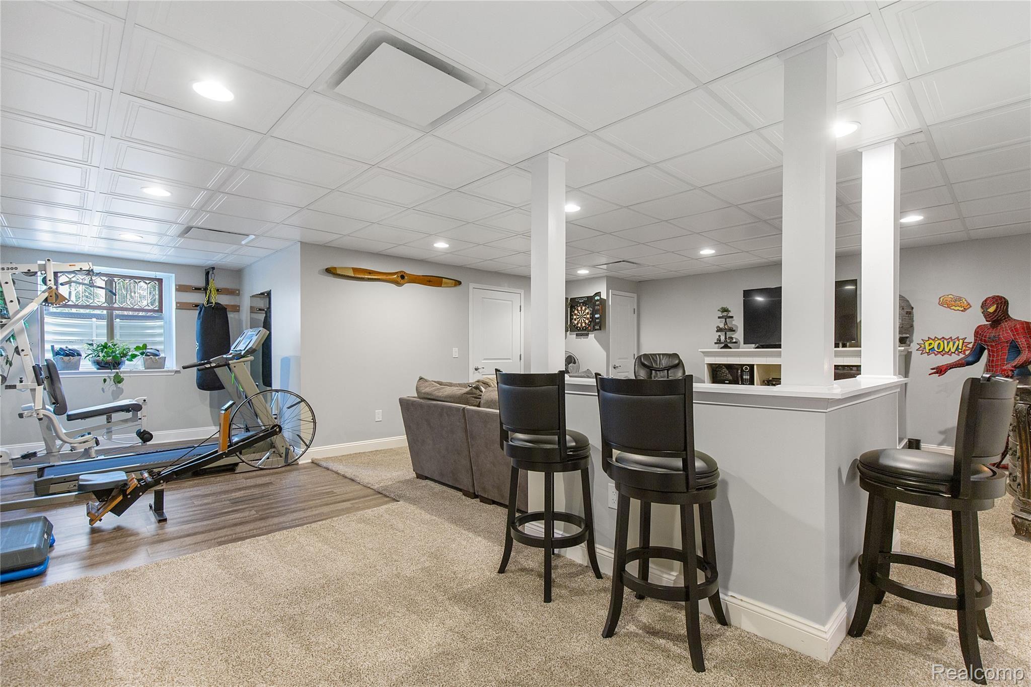 42929 Cardinal Way Novi, MI 48375 - Photo 38 of 46 25.jpg