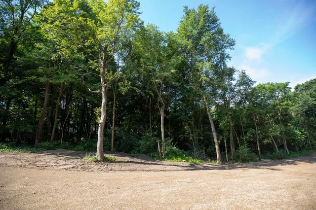 $219,950 | 31829 Heritage Place, Niles, MI 49120