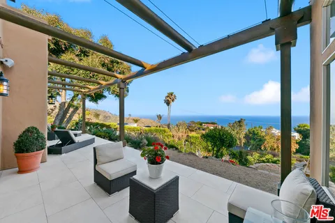 $4,350,000 | 3240 Sumac Ridge Road, Malibu, CA 90265