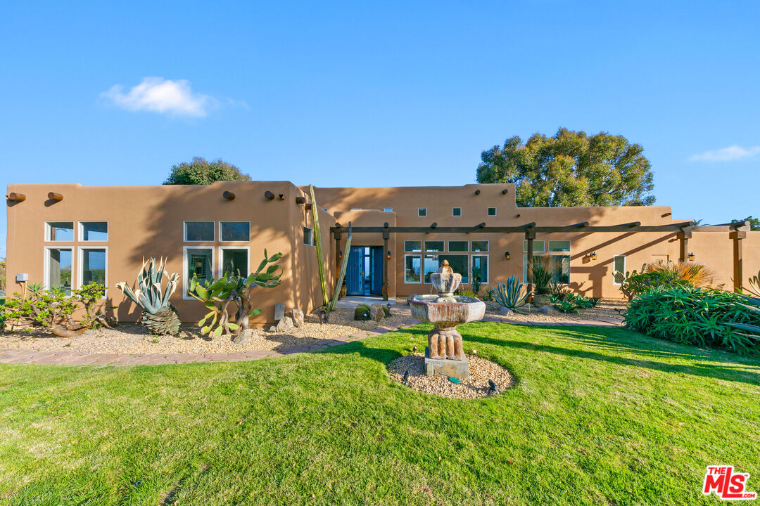 3240 Sumac Ridge Road Malibu, CA 90265 - Photo 6 of 48