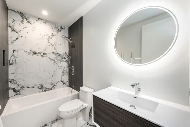 $625,000 | 2135 West Cermak Road, Unit 1N, Chicago, IL 60608