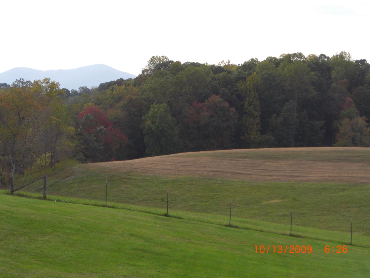 2899 Horseshoe Bend Road Moneta, VA 24121 - Photo 3 of 9 Gorgeous Views
