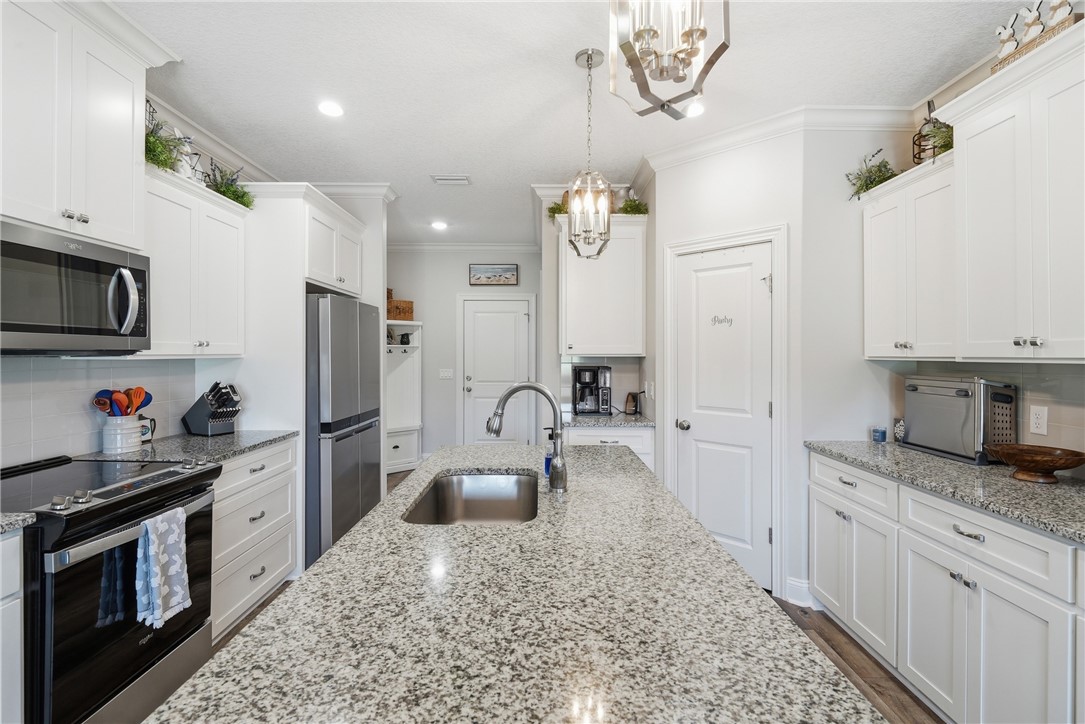 129 Autumn Ridge Court Brunswick, GA 31525 - Photo 14 of 46