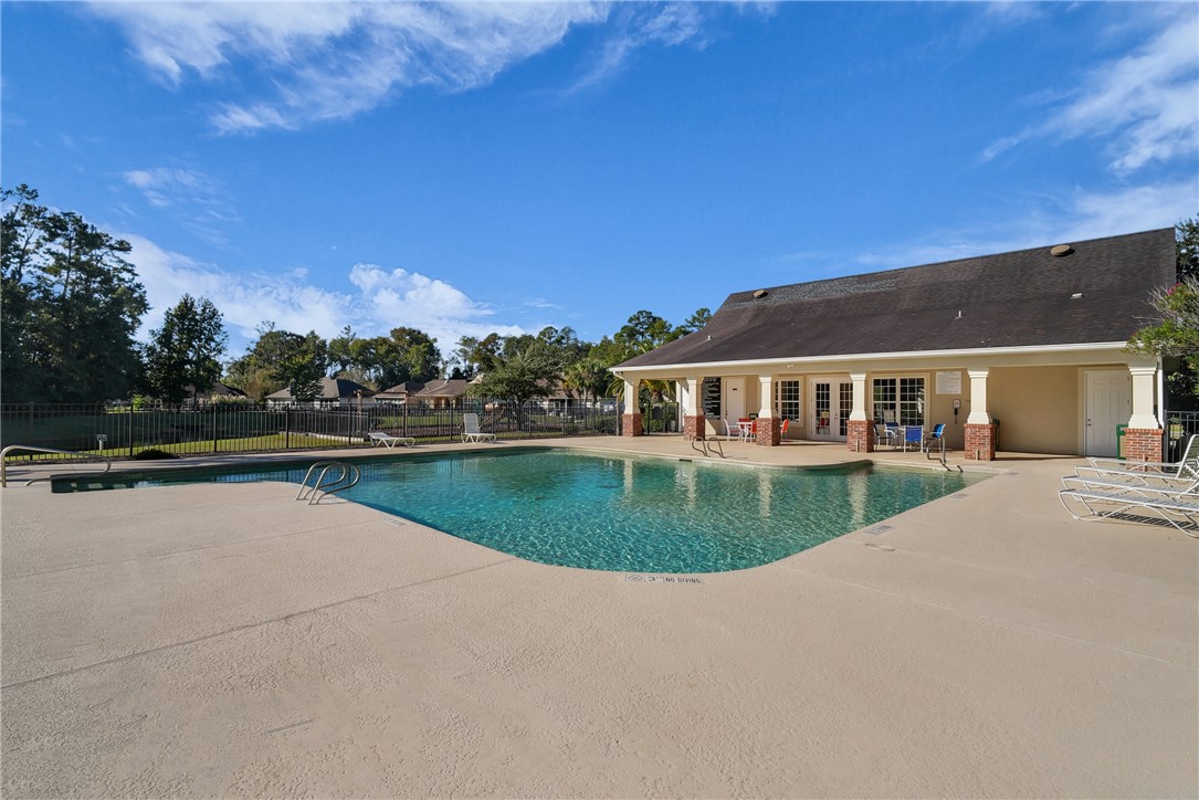 129 Autumn Ridge Court Brunswick, GA 31525 - Photo 43 of 46 Country Walk Pool