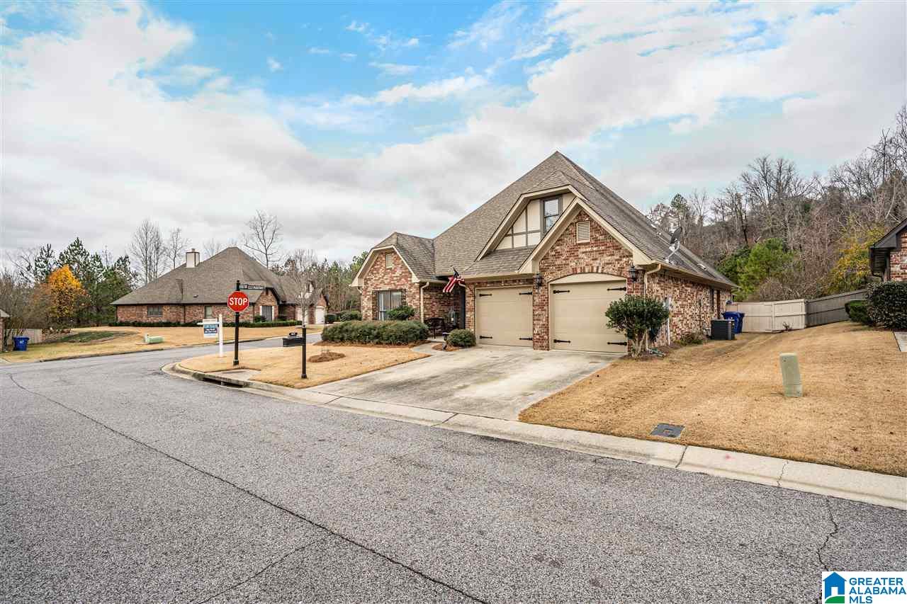 601 Foothills Trace Chelsea, AL 35043 - Photo 2 of 37
