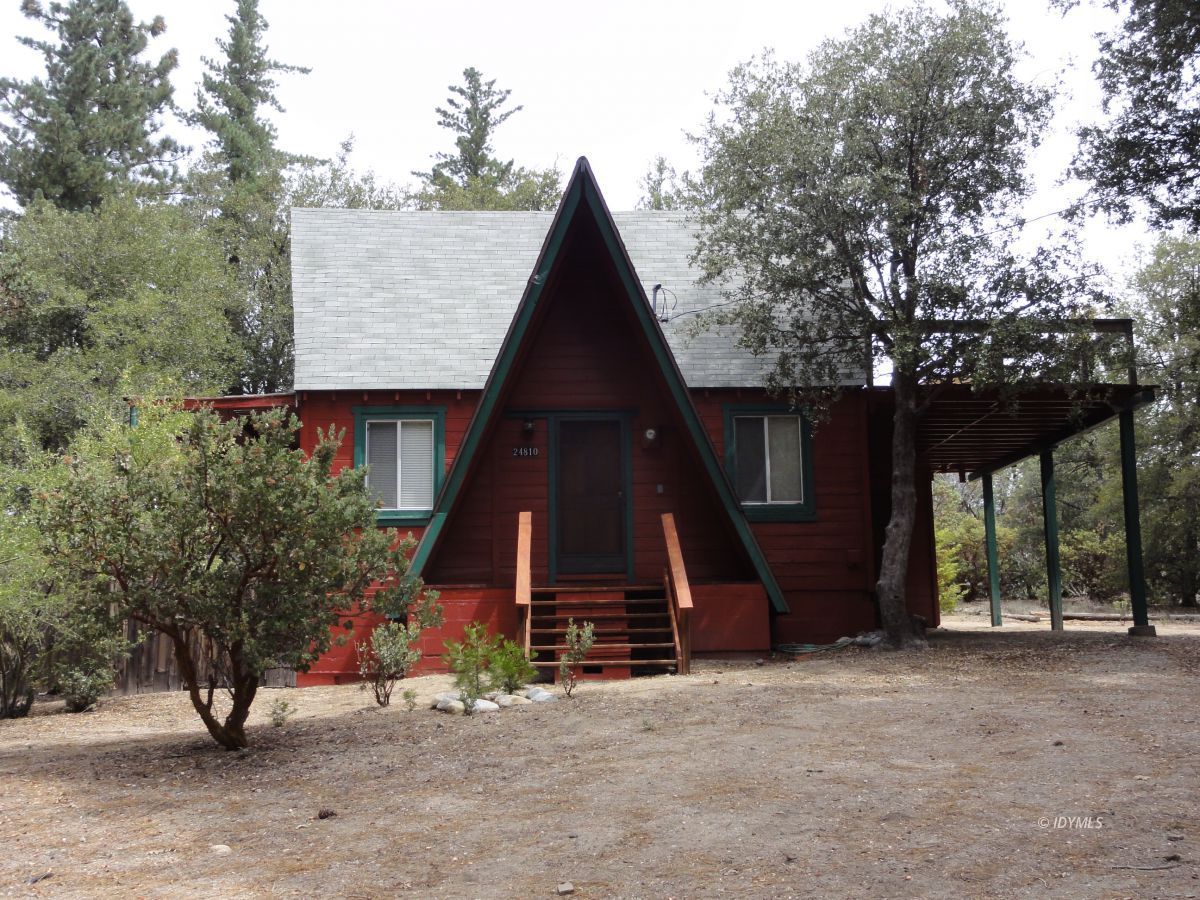 24810 Old Banning Road Idyllwild, CA 92549 - Photo 10 of 22 a view of outdoor space and yard