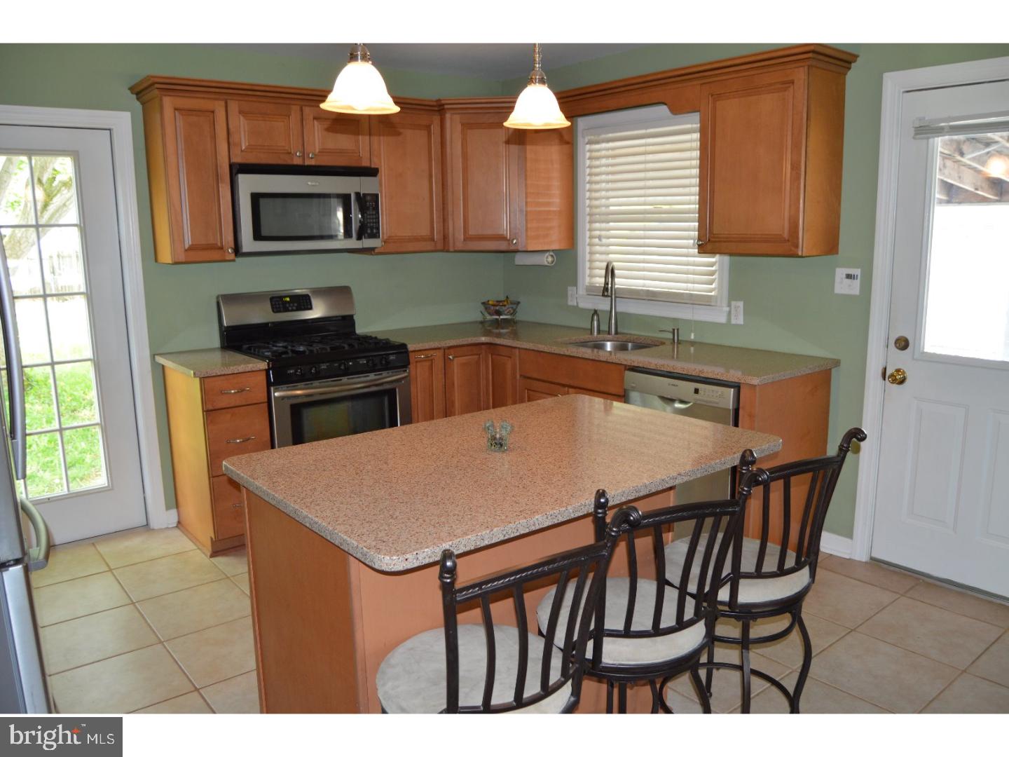 3 Ravine Drive Hamilton, NJ 08620 - Photo 5 of 19 Gallery Image 5