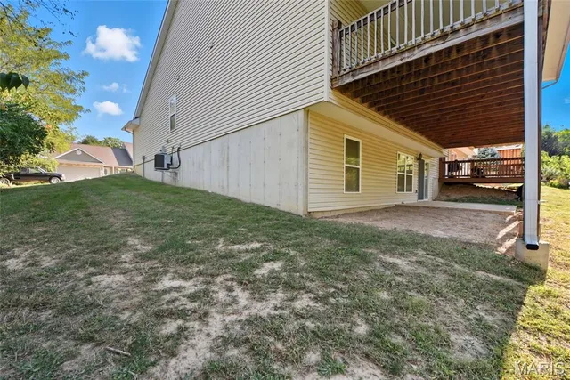 $259,900 | 2715 Royal Oak Drive, High Ridge, MO 63049