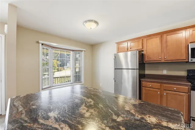 $259,900 | 2715 Royal Oak Drive, High Ridge, MO 63049