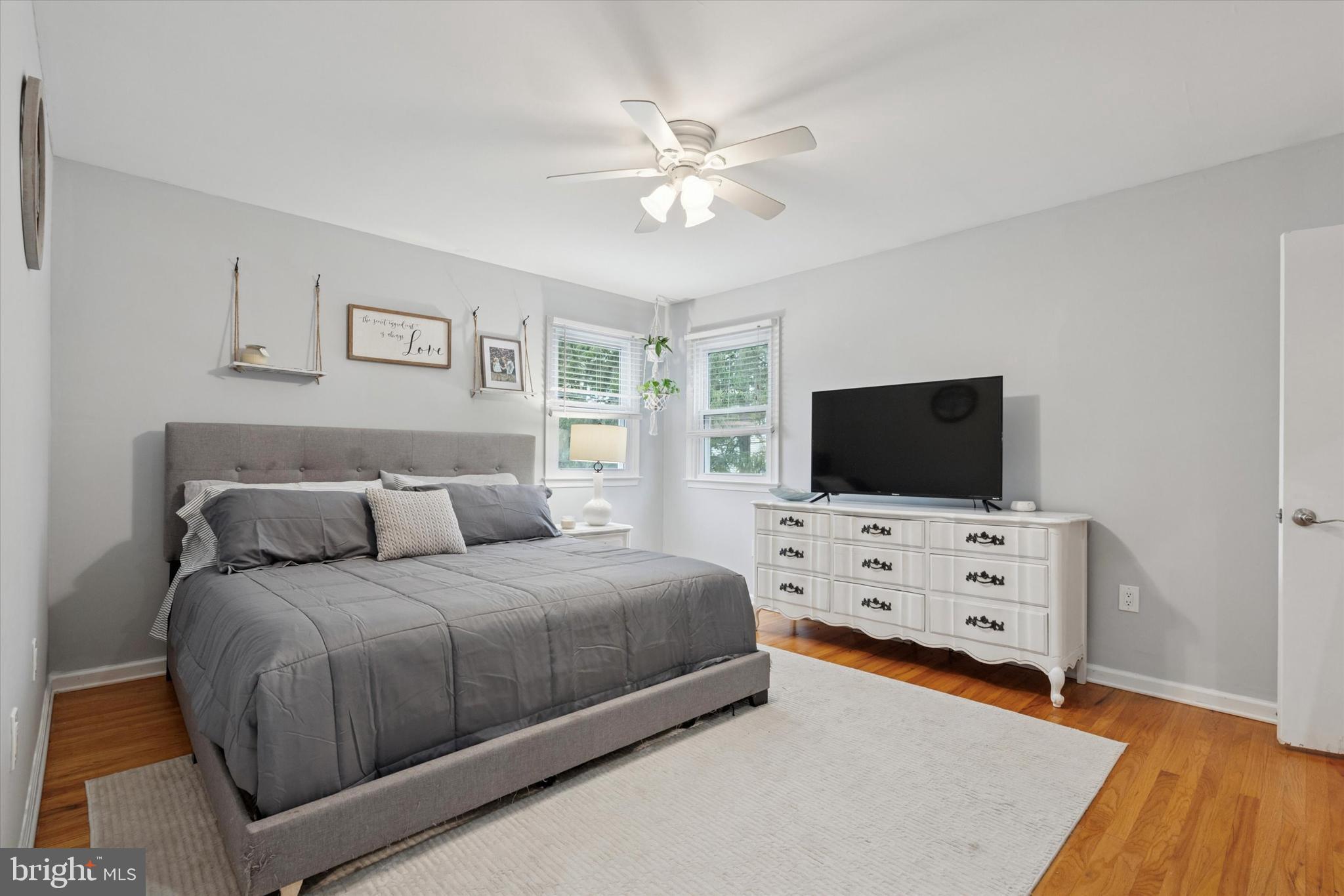 2259 Oakfield Road Warrington, PA 18976 - Photo 30 of 55 Owners Bedroom