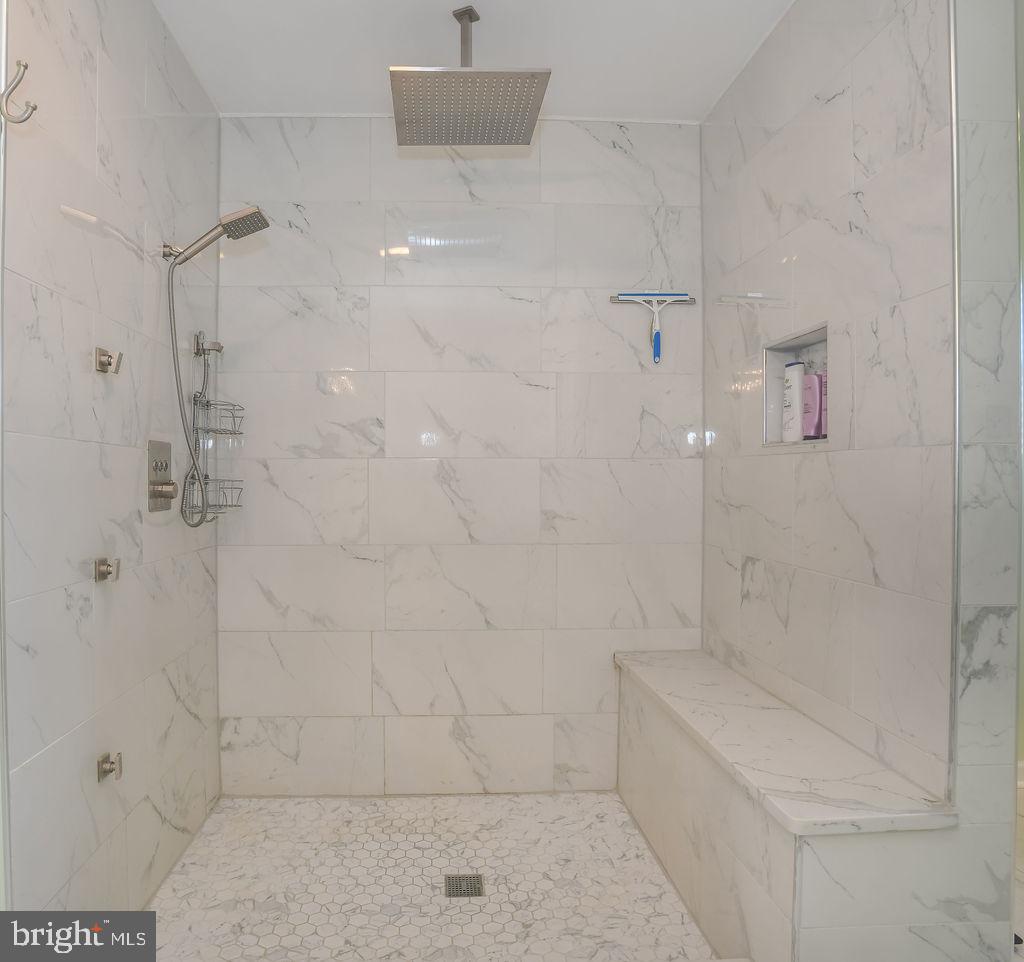 354 Canvasback Road Middletown, DE 19709 - Photo 38 of 49 Master Full Bath Walk-In Shower