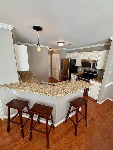 6430 Lookout Point Circle Midlothian, VA 23112 - Photo 16 of 36