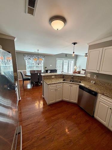 6430 Lookout Point Circle Midlothian, VA 23112 - Photo 18 of 36