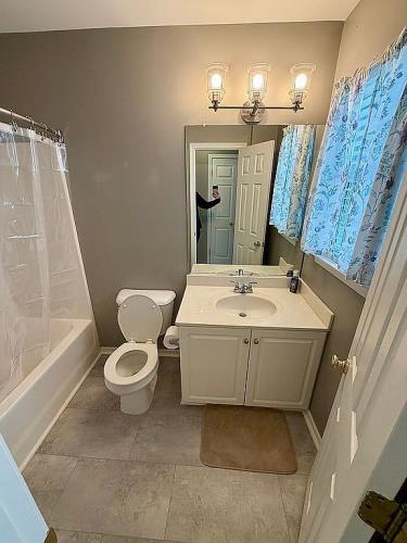 6430 Lookout Point Circle Midlothian, VA 23112 - Photo 27 of 36