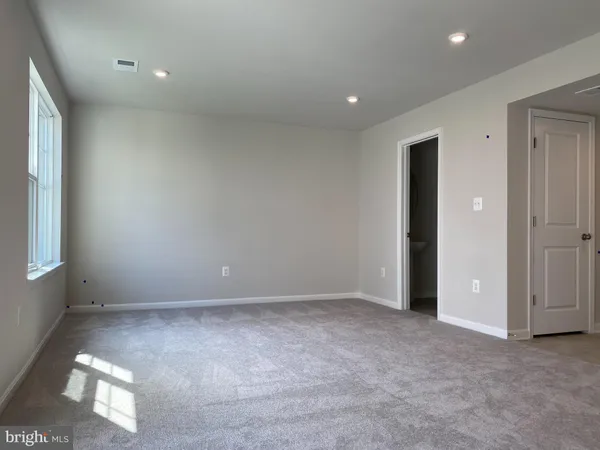 $2,900 | 3969 Shire Meadow Lane, Triangle, VA 22172