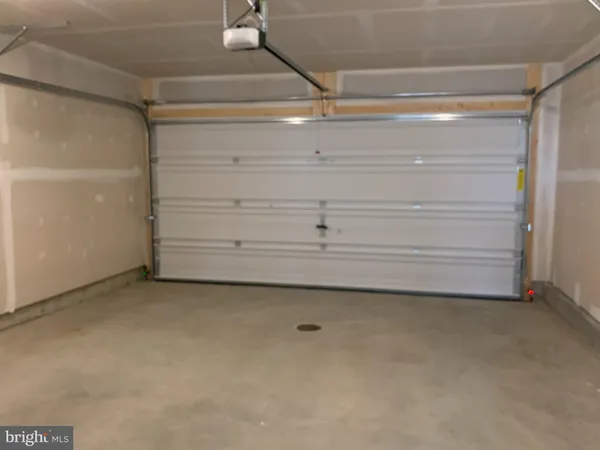 $2,900 | 3969 Shire Meadow Lane, Triangle, VA 22172