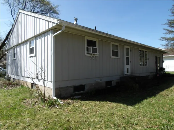 $189,000 | 839 Lamont Circle, Cortlandville, NY 13045