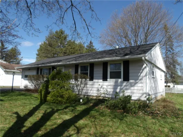 $189,000 | 839 Lamont Circle, Cortlandville, NY 13045