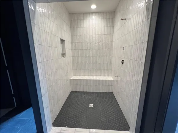 $549,900 | 11717 East 231st Street, Peculiar, MO 64078