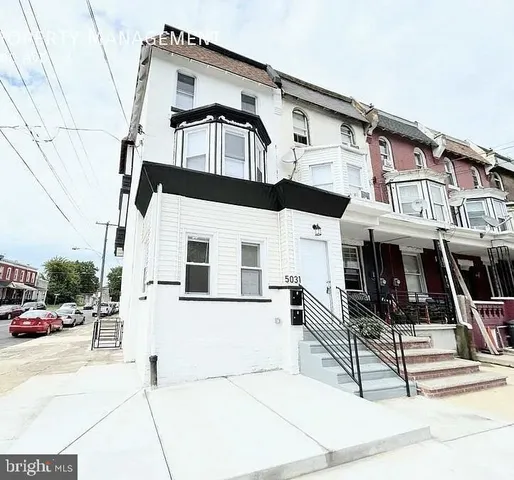 $1,775 | 5031 West Girard Avenue, Unit 2, Philadelphia, PA 19131