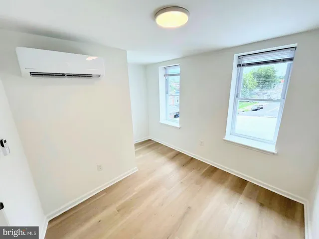 $1,490 | 5031 West Girard Avenue, Unit 2, Philadelphia, PA 19131