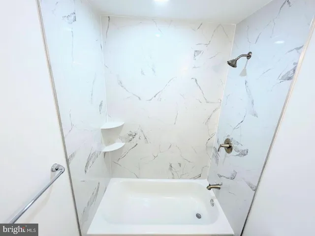 $1,490 | 5031 West Girard Avenue, Unit 2, Philadelphia, PA 19131