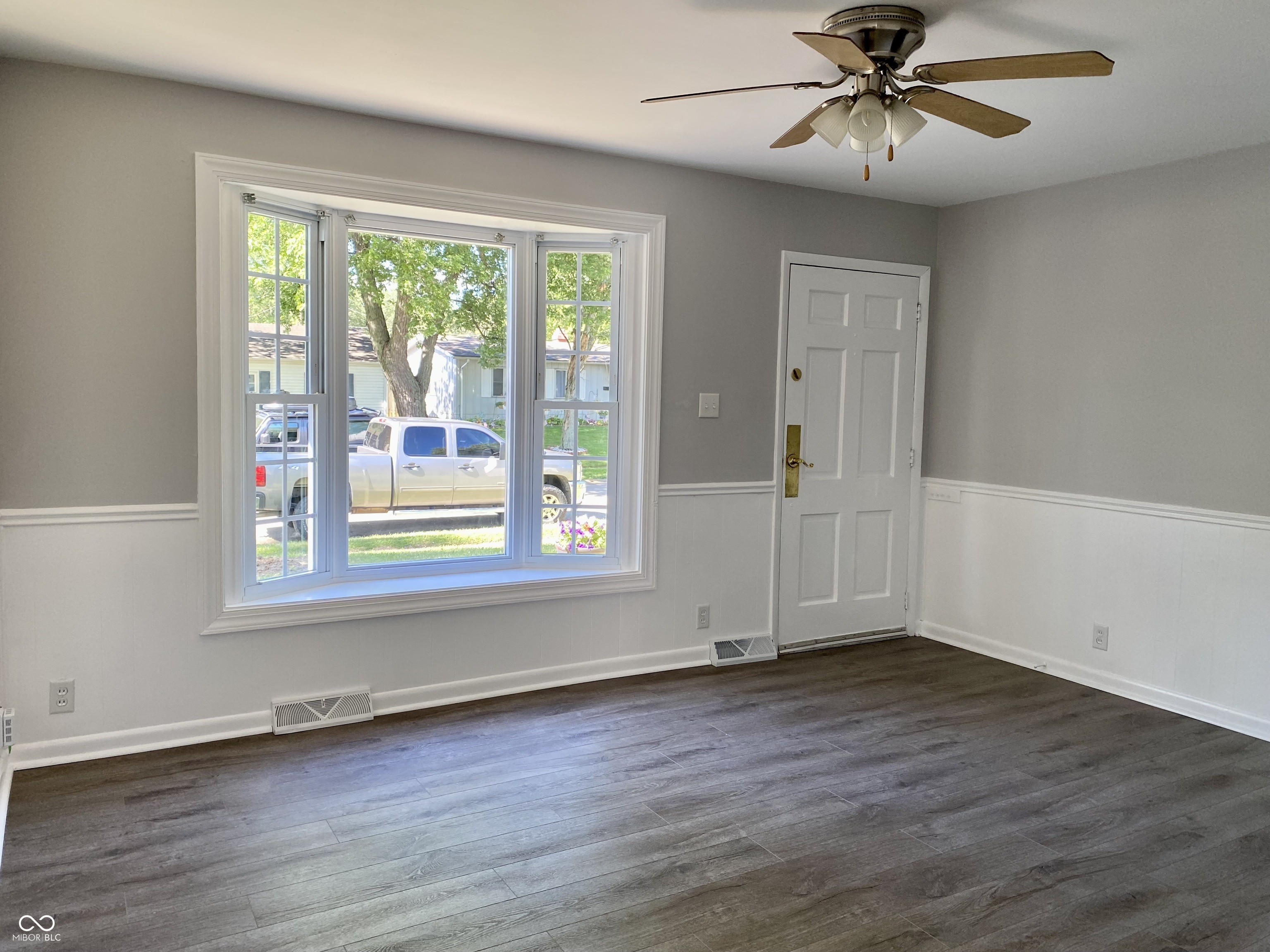 513 Ellerdale Road Chesterfield, IN 46017 - Photo 7 of 21