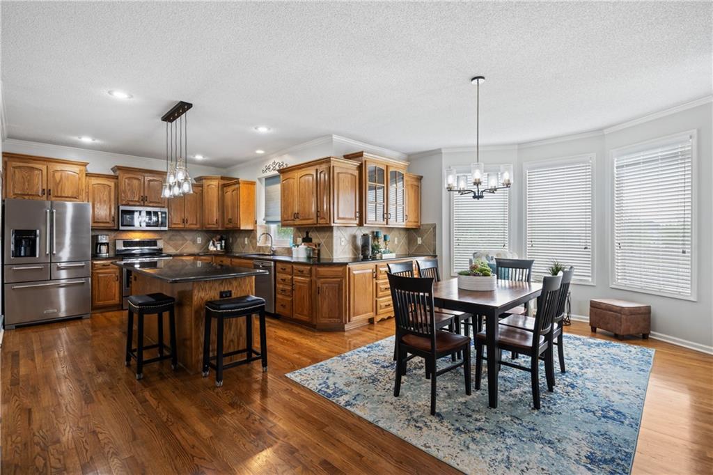 20847 South Barker Road Spring Hill, KS 66083 - Photo 13 of 40