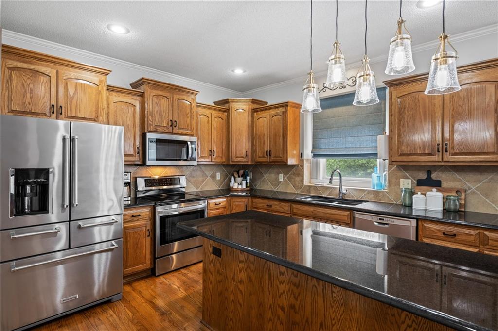 20847 South Barker Road Spring Hill, KS 66083 - Photo 10 of 40