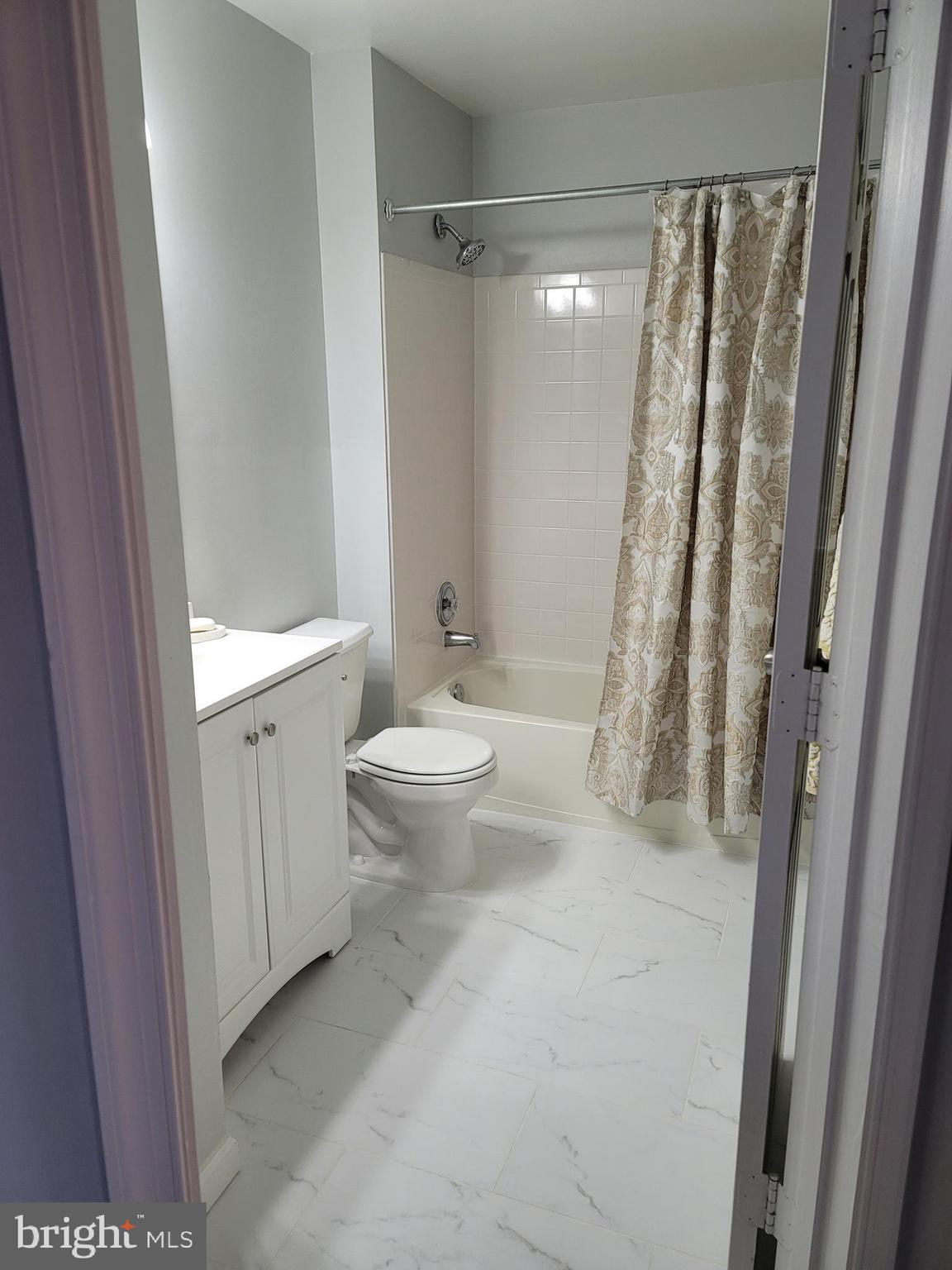 14154 Cuddy Loop Woodbridge, VA 22193 - Photo 25 of 26 bathroom