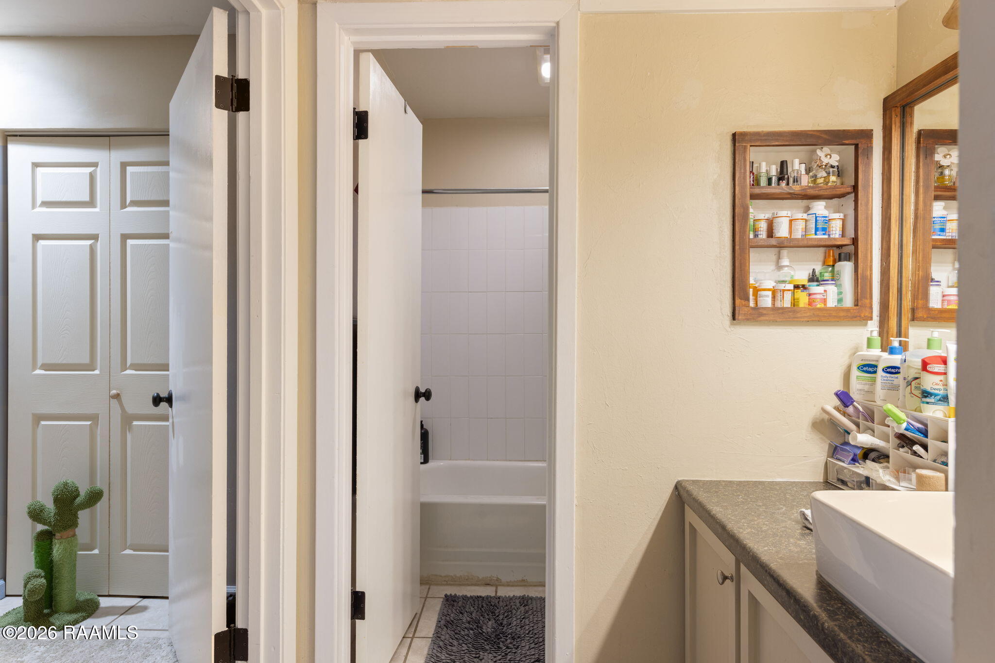 220 Doucet Road, Unit 153G Lafayette, LA 70503 - Photo 17 of 21 15-web-or-mls-220 Doucet 153G-15