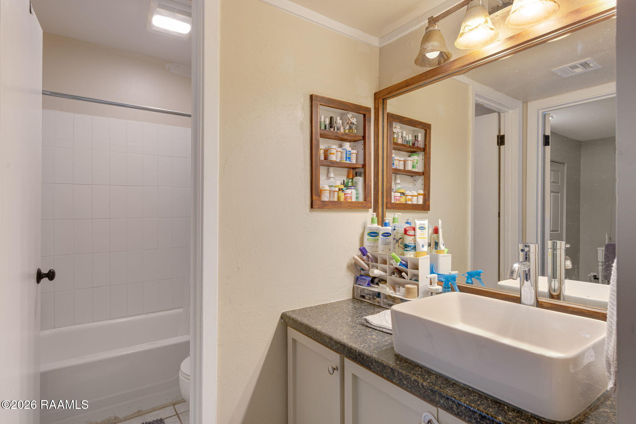 220 Doucet Road, Unit 153G Lafayette, LA 70503 - Photo 18 of 21 16-web-or-mls-220 Doucet 153G-16