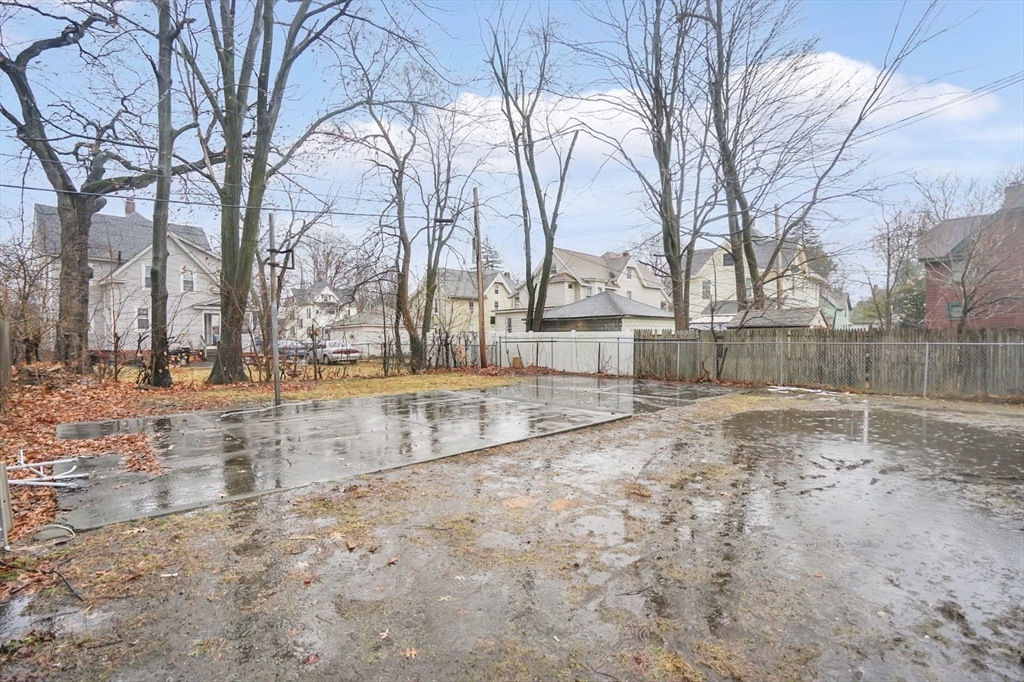 16 Amherst Street, Unit 1 Springfield, MA 01109 - Photo 5 of 5