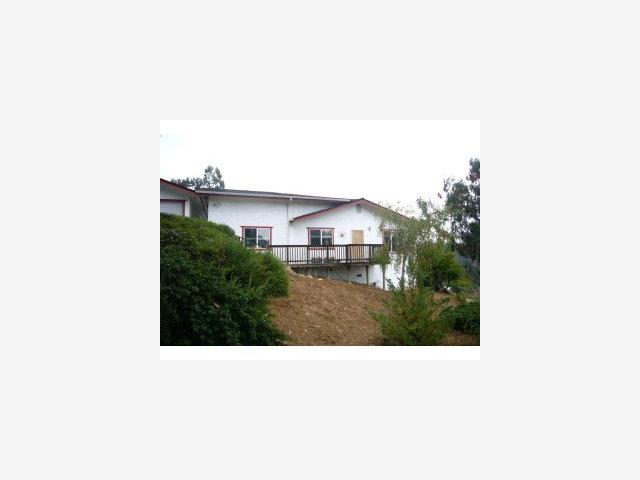 407 Paradise Road, Unit D Salinas, CA 93907 - Photo 1 of 8 Gallery Image 1
