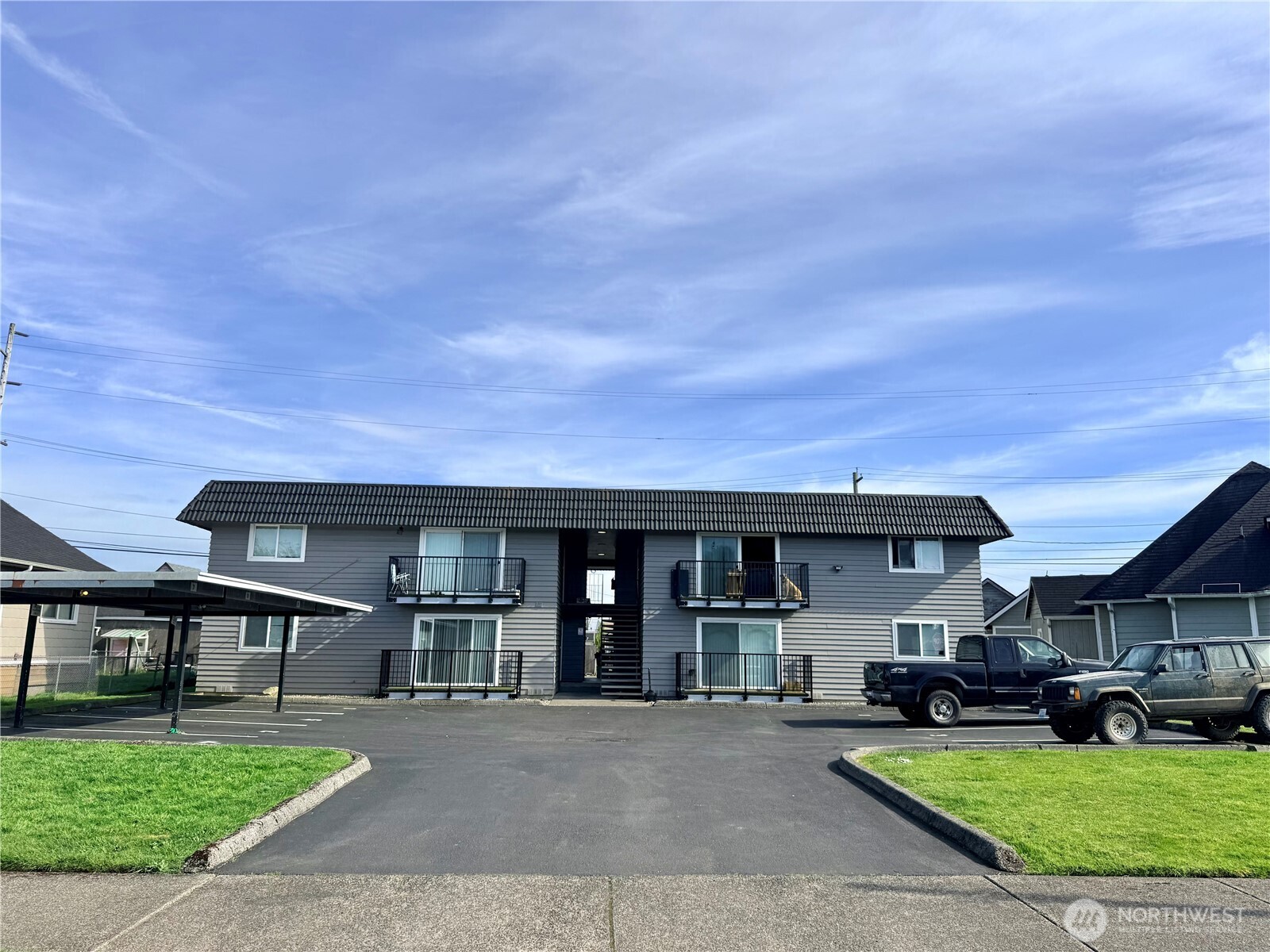 1111 West Market Street Aberdeen, WA 98520 - Photo 1 of 40 front view of a house with a yard